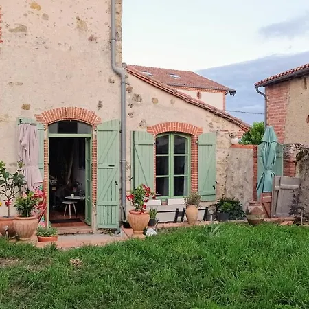 Appartement St ybars chez Annick et Alain à Saint-Ybars Extérieur photo