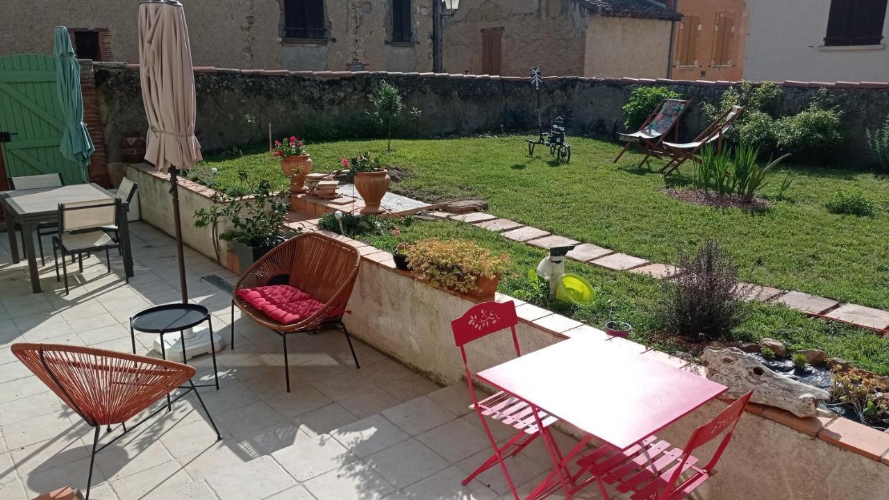 St Ybars Chez Annick Et Alain Homestay Saint-Ybars